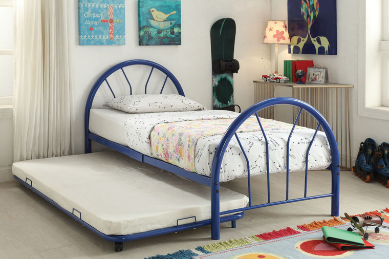 Homeroots 79" X 39" X 33" Twin Blue Silhouette Bed 286589