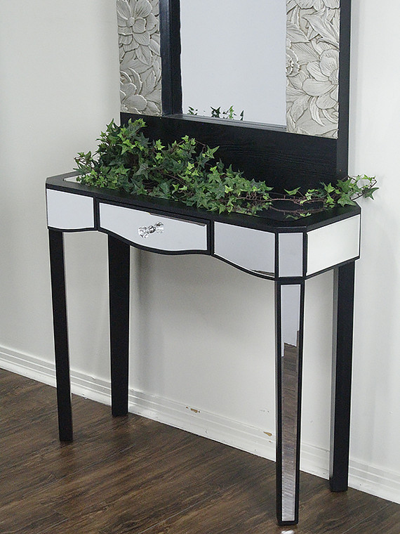 Homeroots 31" Black Console Table With A Mirrored Glass Top And A Drawer 294687