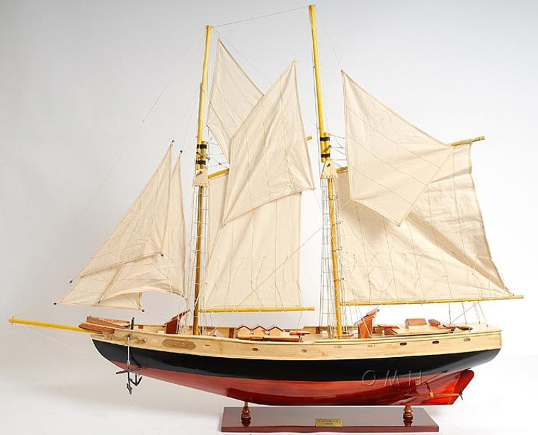 Y133 Painted Bluenose II Medium Ship Model by Old Modern Handicrafts