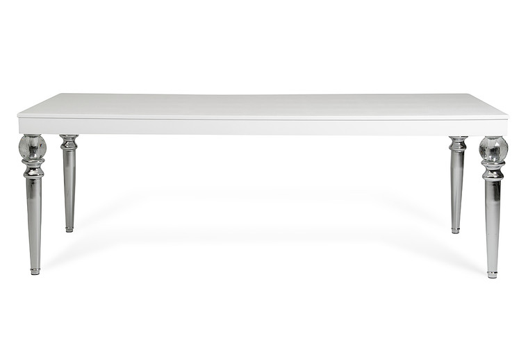 Homeroots 31" White Crocodile Dining Table With Crystal Clear Legs 284182