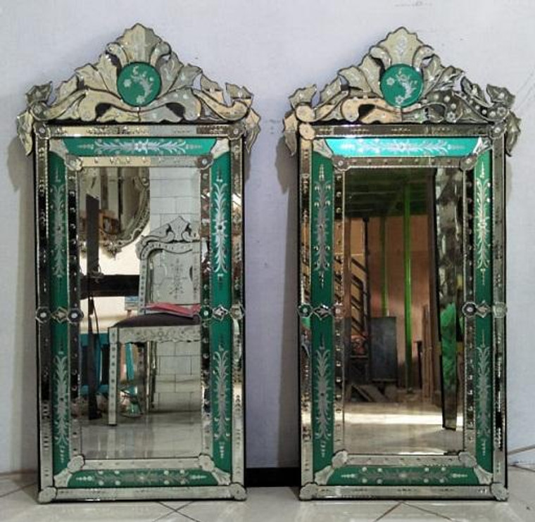 AFD 12016468 Striking Venetian Style Mirror With Seafoam Border 47.24" Tall