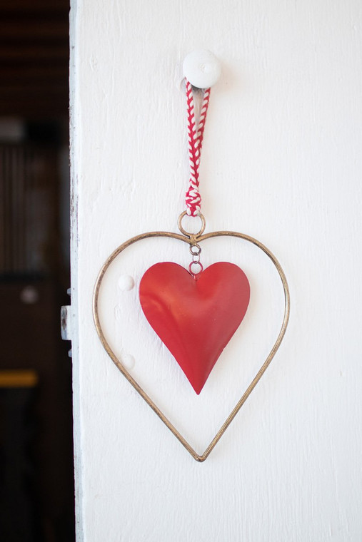 Antique Brass And Red Heart Door Hanger (Pack Of 4) NNV1074 By Kalalou