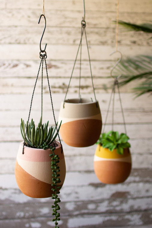Set Of Three Color Dipped Hanging Clay Pots H3800 By Kalalou
