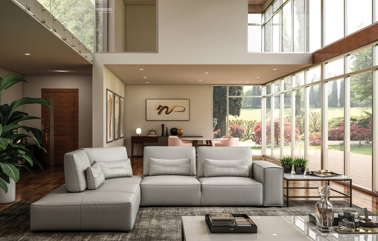 VIG Furniture VGDDENJOY-LTGRY Accenti Italia Enjoy Italian Modern Light Grey Leather Sectional Sofa
