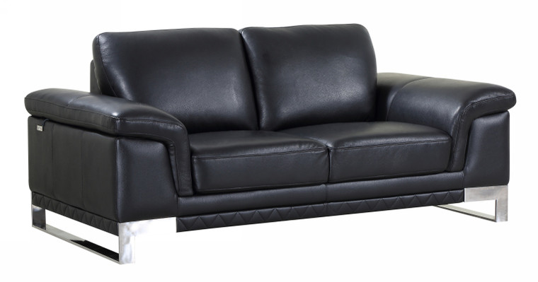 Homeroots 32" Lovely Black Leather Loveseat 329614