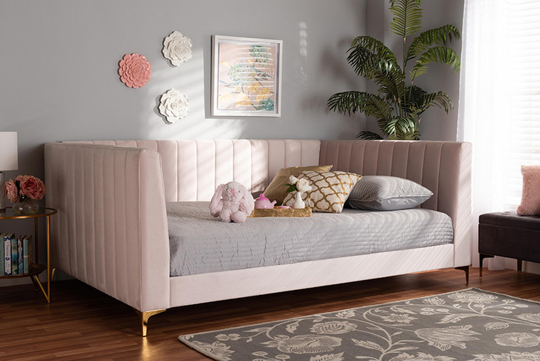 Baxton Studio Oksana Modern Contemporary Glam And Luxe Light Pink Velvet Fabric Upholstered And Gold Finished Queen Size Daybed CF0344-Light Pink Daybed-Queen