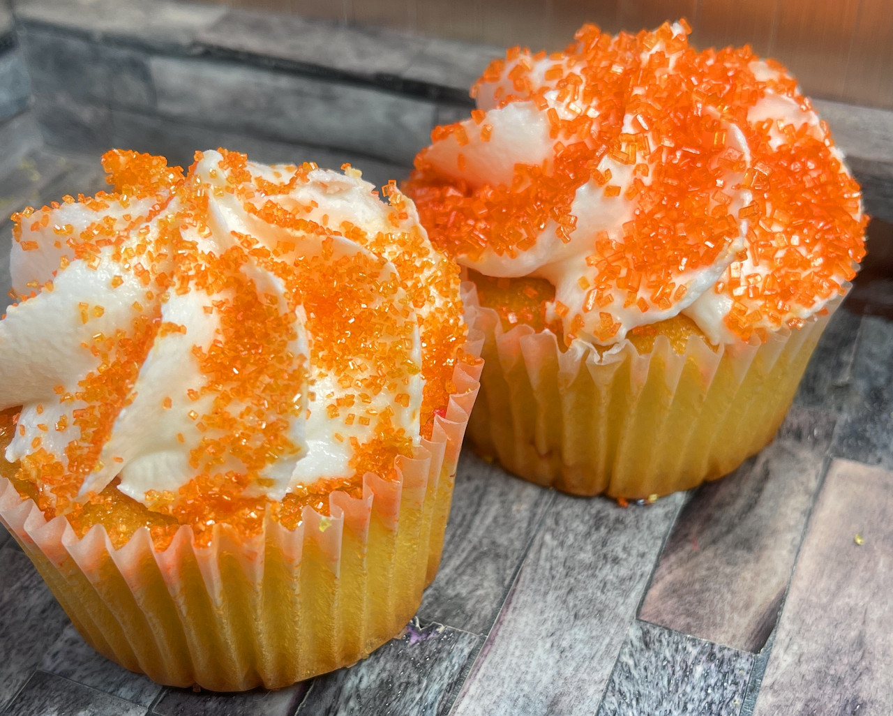 Ultimate Baker Natural Sanding Sugar (Large Crystals) Orange Shine