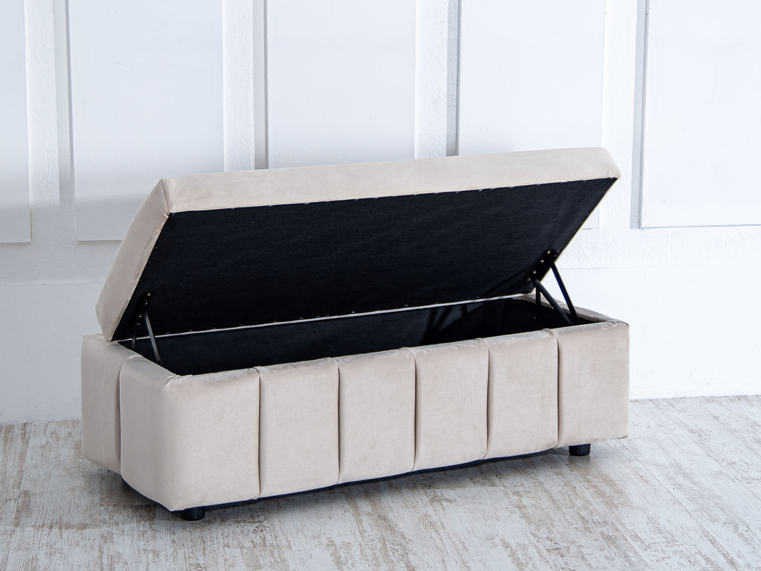 Esupasaver Valentina Upholstered Ottoman Storage Bench