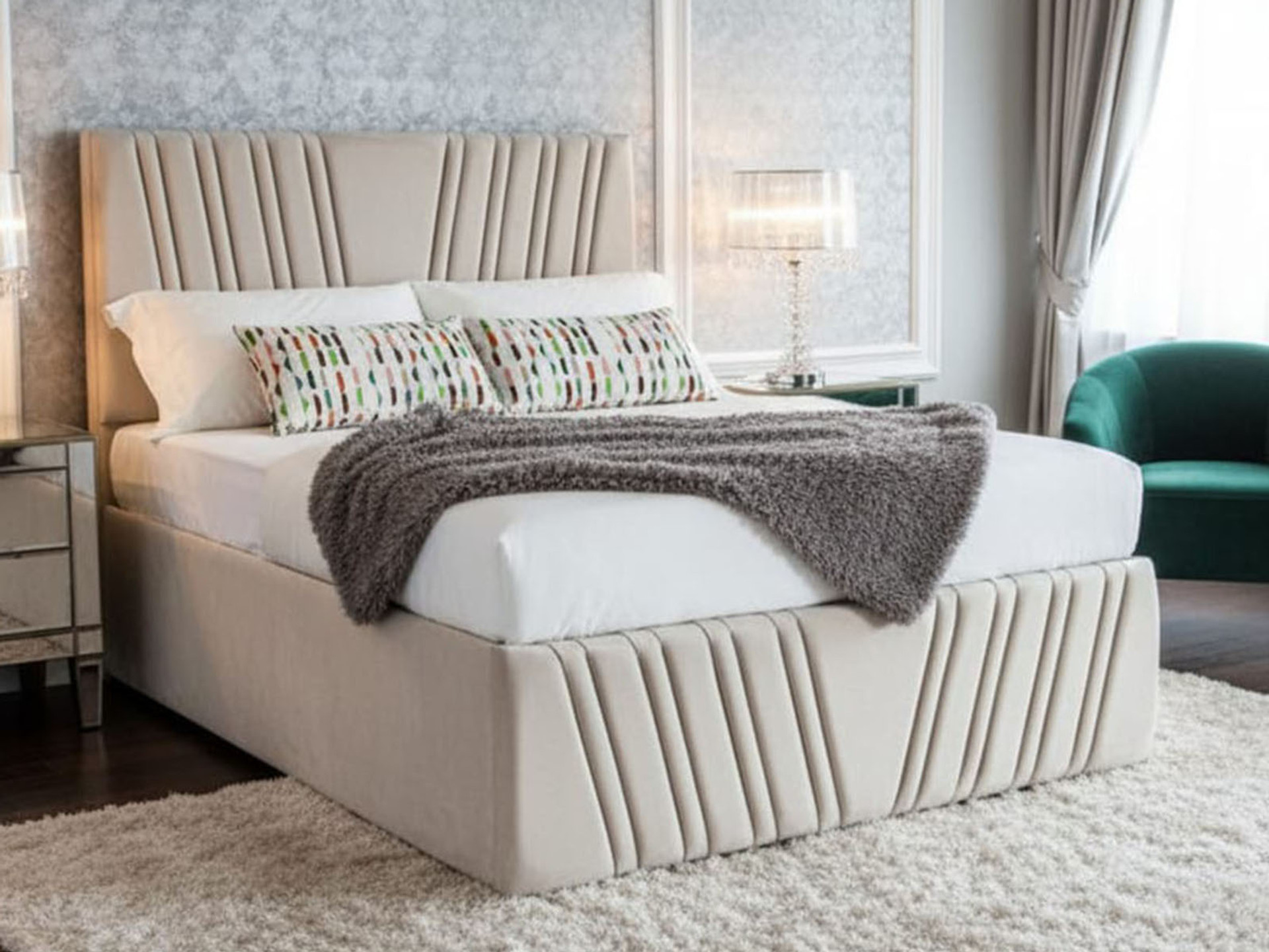 Esupasaver Salena deep storage ottoman bed