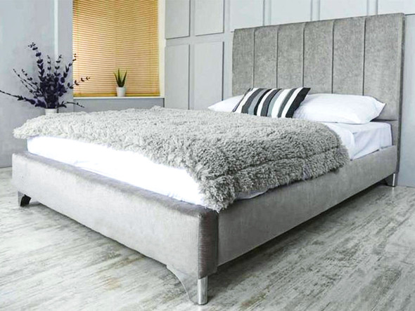 Discover the Esupasaver Denver Upholstered Fabric Bed Frame, featuring elegant accent lines, customizable feet options, and sturdy solid wooden slats for lasting support
Discover the Esupasaver Denver Upholstered Fabric Bed Frame, featuring elegant accent lines, customizable feet options, and sturdy solid wooden slats for lasting support