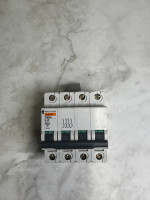 Merlin Gerin C60H 24948 MULTI9 Used Surplus