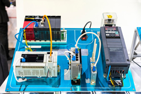 How VFDs Optimize Motor Control and Reduce Energy Costs