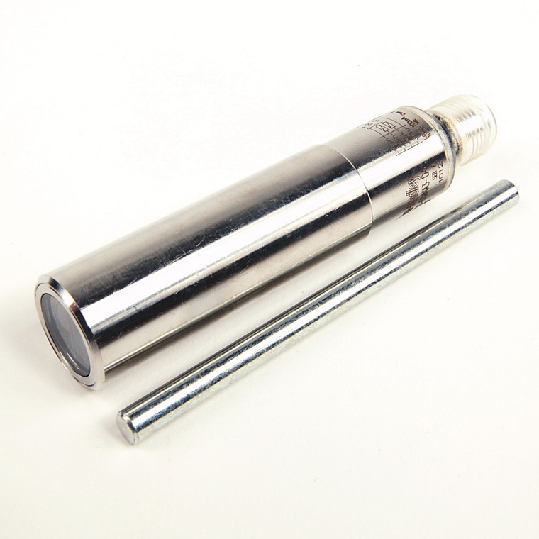 Allen Bradley 42CSS-D1MNA2-D4 Cylindrical Style Photoelectric Sensor