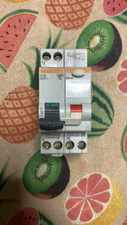 Merlin Gerin 19277 +VIGI Used Surplus