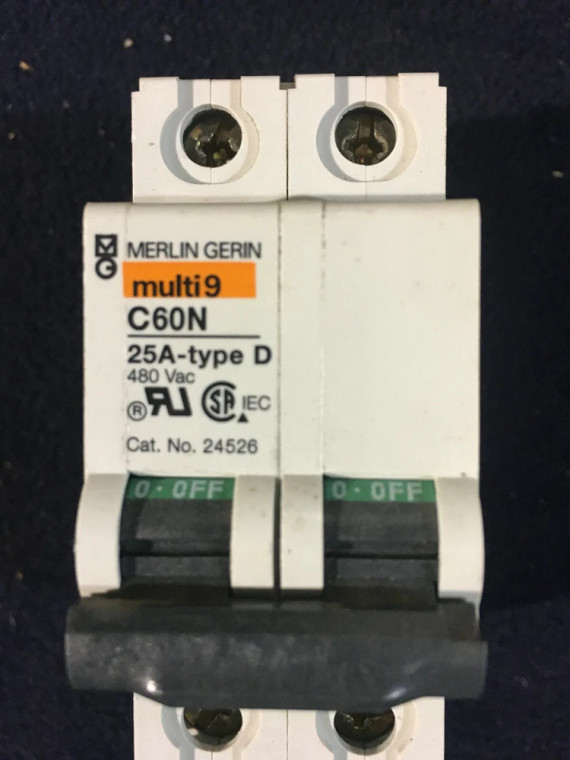 Merlin Gerin 24526 multi9 Used Surplus