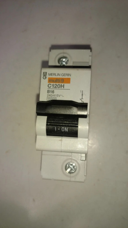 Merlin Gerin C120H B16
