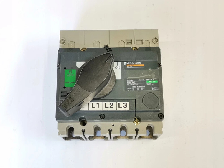Merlin Gerin INS250 3-tor Used Surplus