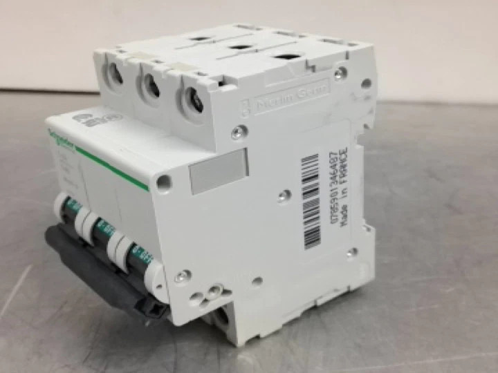 Merlin Gerin MG24464