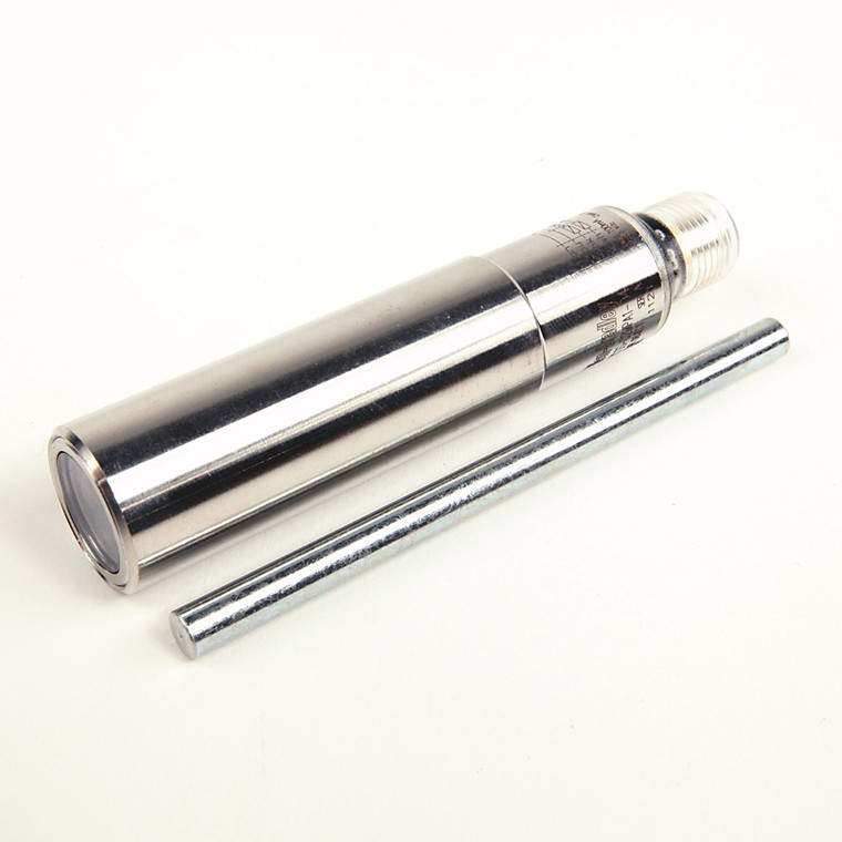 Allen Bradley 42CSS-C2MPA1-D4 Cylindrical Style Photoelectric Sensor