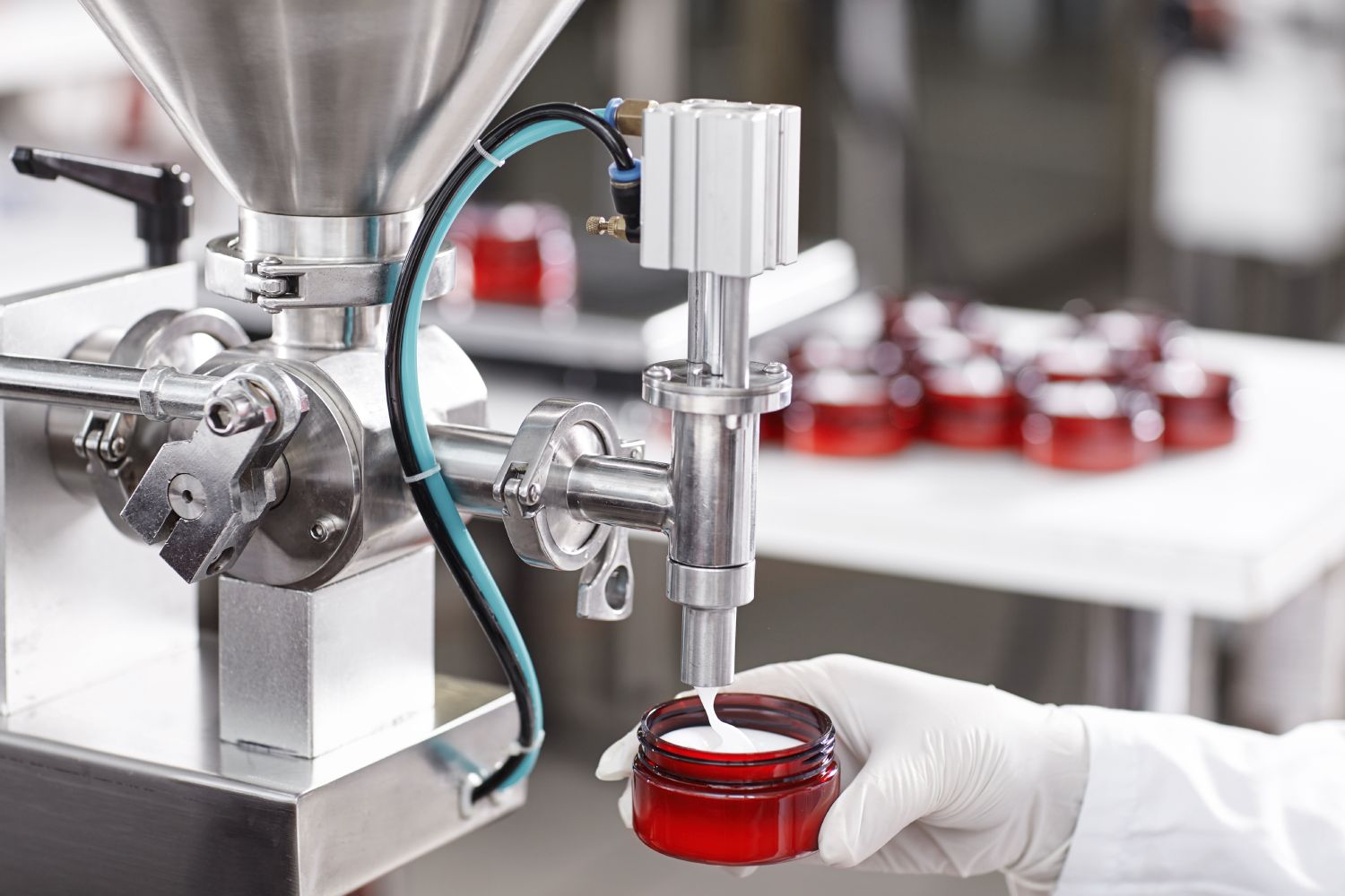What Is a Piston Filler?