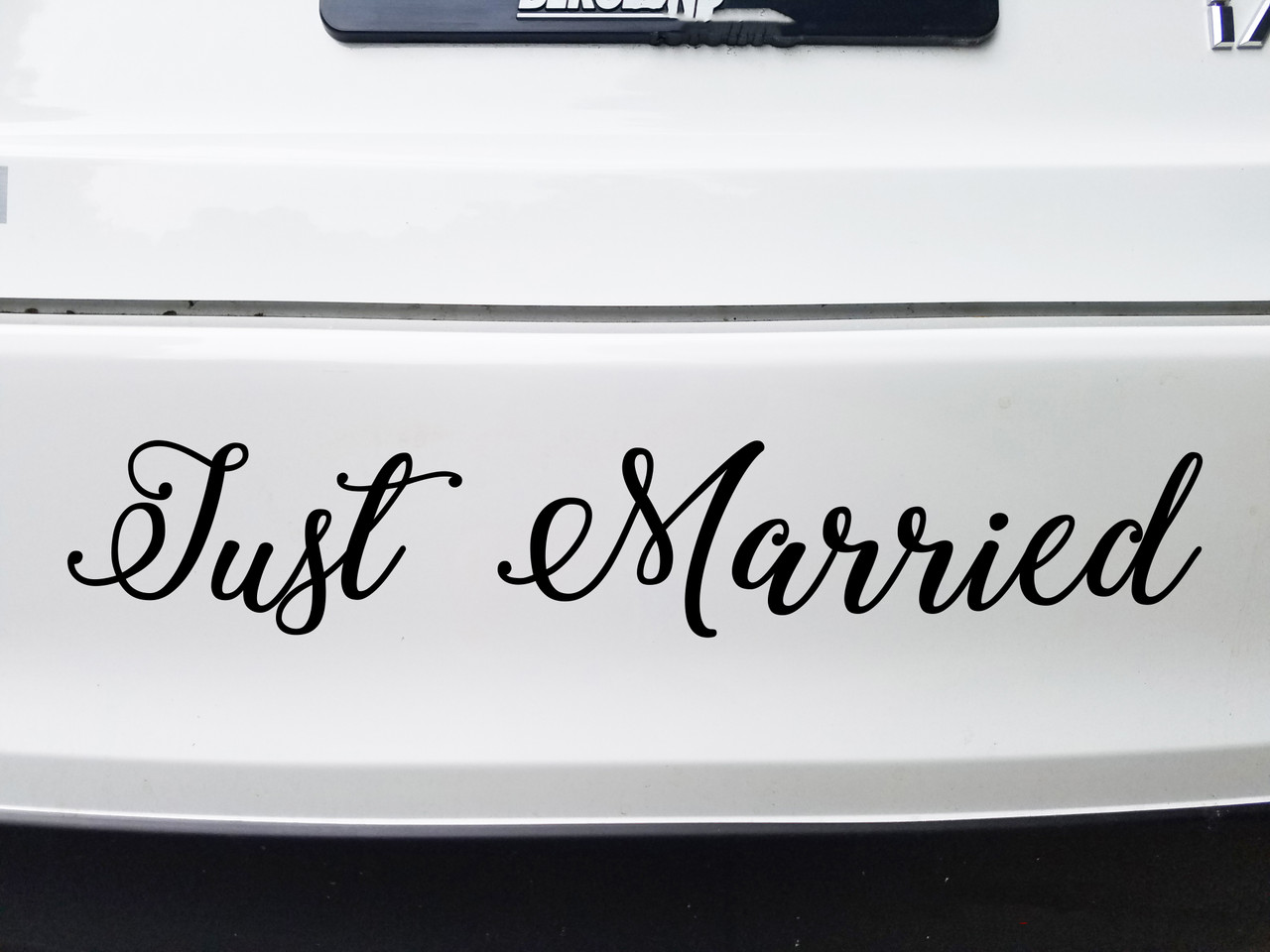 Just Married Vinyl Decal - Wedding Honeymoon Marriage - Die Cut Sticker
