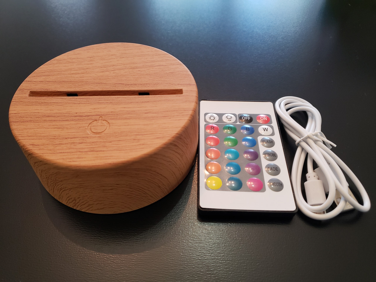 Berserk Rune Nightlight Remote & Base – Remote-controlled LED nightlight featuring the Viking berserk symbol, with an adjustable brightness feature.