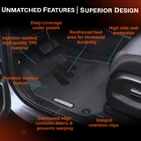 Honda CR-V floor liners design features graphic