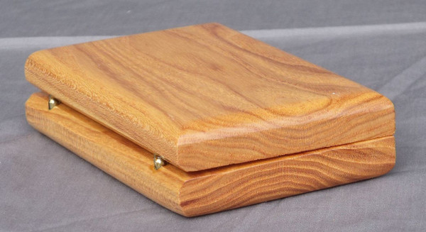 The back of the keepsake box showing the hinges.