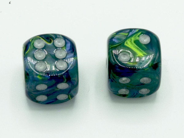 16mm d6 Festive Green Dice with Silver pips