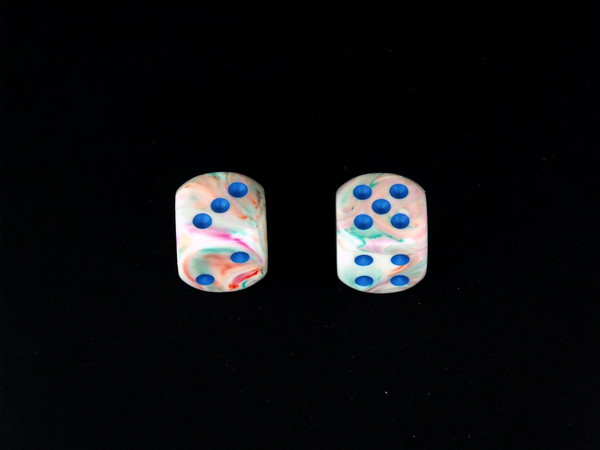 One pair of 16mm Festive Pop Art d6 dice with blue pips.