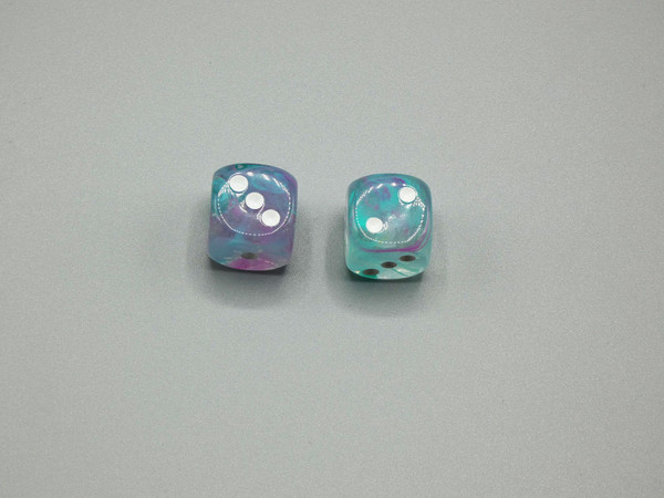 16mm d6 Nebula Wisteria Dice with White pips Luminary - pair of 2