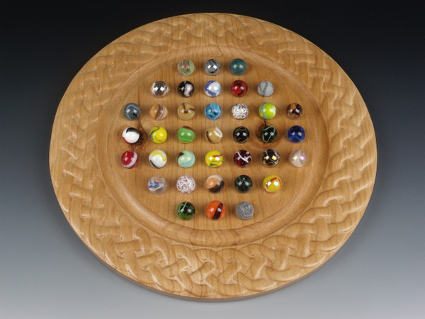 Deluxe Round Marble Solitaire Alder R Designs