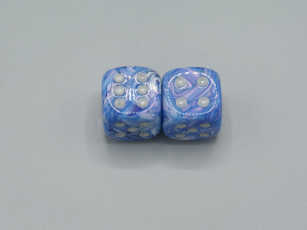 One pair of 20mm Mother of Pearl Blue dice with silver pips.