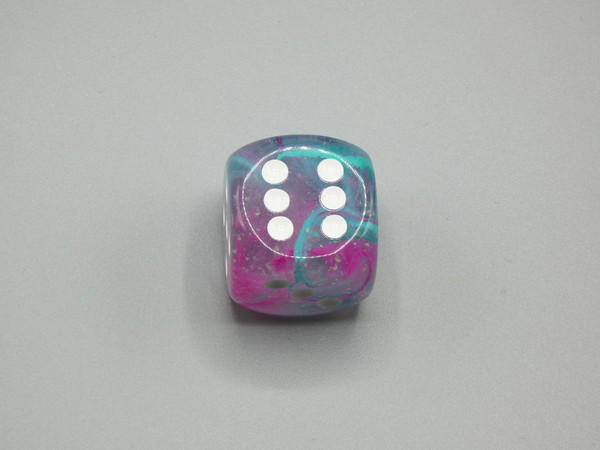 30mm Dice Nebula Wisteria with White Pips Luminary