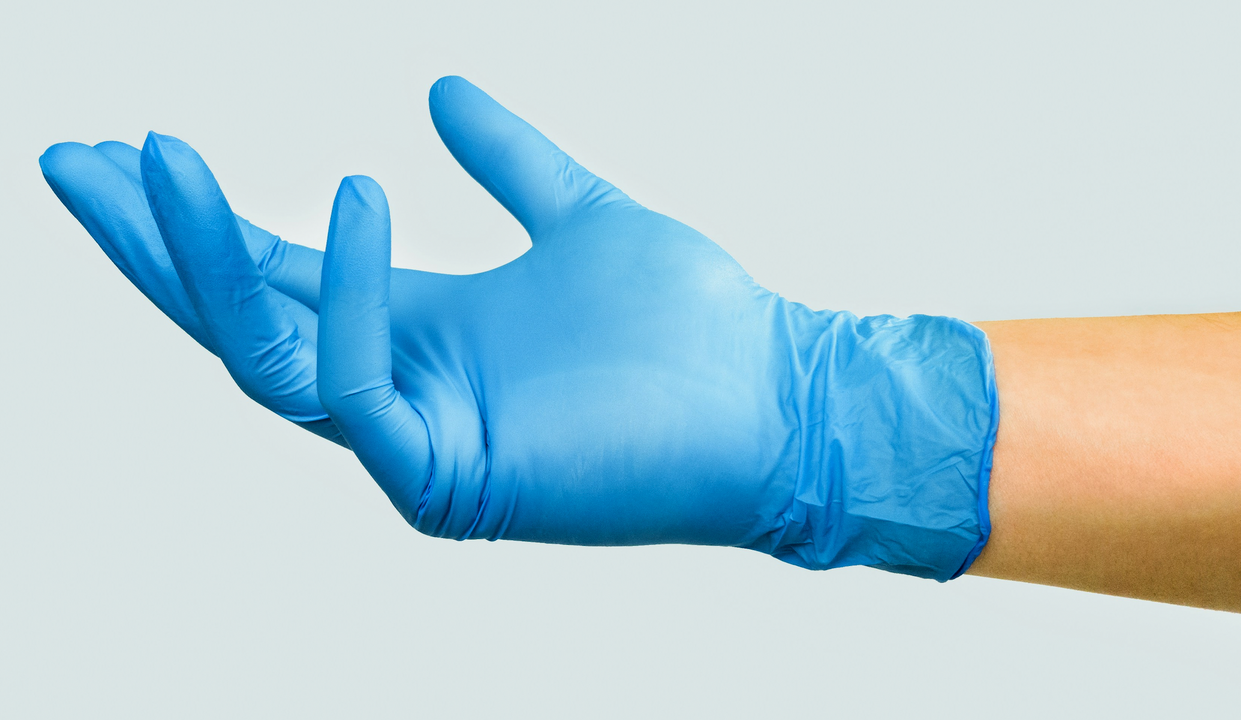 Understanding the Differences: Nitrile vs. Latex Gloves