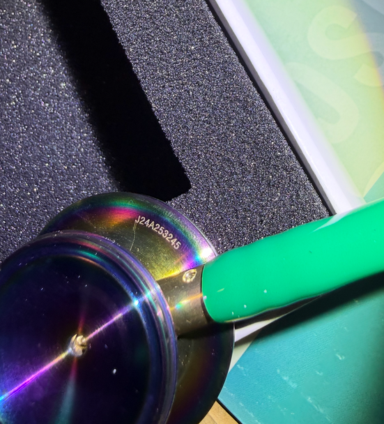 3M Littmann Classic III Stethoscope – Iridescent Rainbow Chestpiece, Green Tubing – Authentic FDA‑Cleared Diagnostic Stethoscope for Doctors, Nurses & Clinics