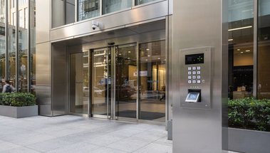 Why Commercial Units Are Abandoning Traditional Keys