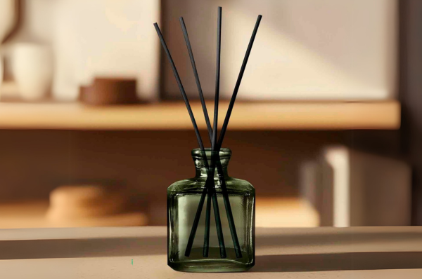 100% Recycled Glass Reed Diffuser