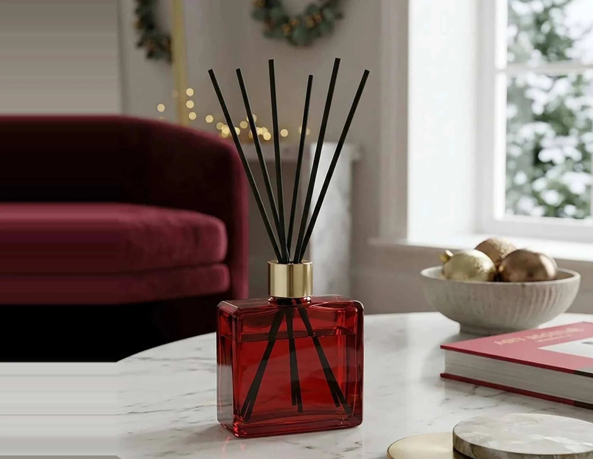 8.5 oz Matic reed diffuser bottle set with coordinating cap and plug