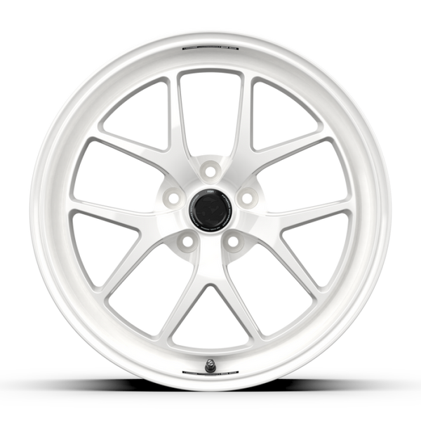 fifteen52 Sector RSR 19x9.5 5x114.3 38mm ET 73.1mm Center Bore Rally White - RSSRW-99554+38