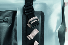 Kuryakyn Torke 7L Dry Tank Bag - 5172