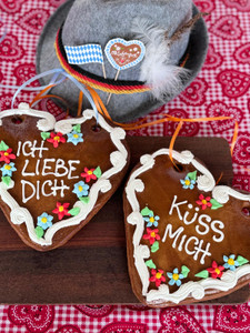 Oktoberfest Lebkuchenheart [∼8"]