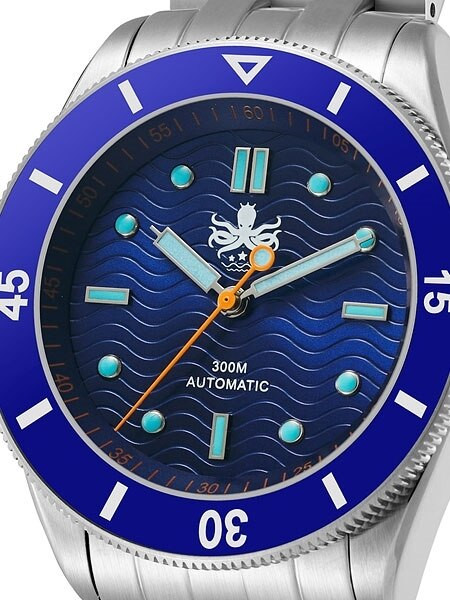 Phoibos 300 meter Wave Master Automatic Dive Watch with an Anti