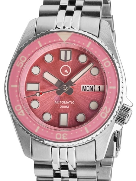 Islander 38mm Automatic Dive Watch with AR sapphire crystal, all