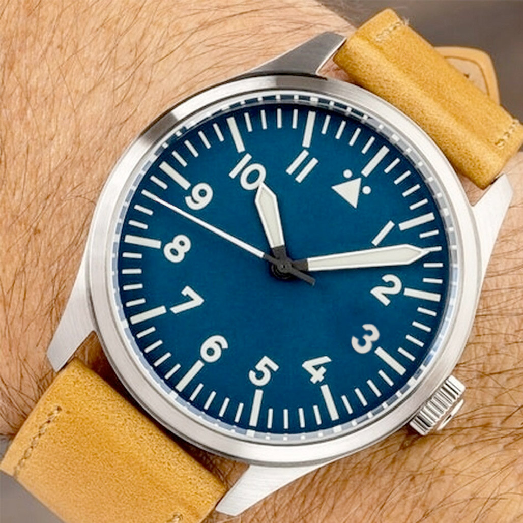 Islander Aviator Pilot Automatic Watch with an AR sapphire crystal