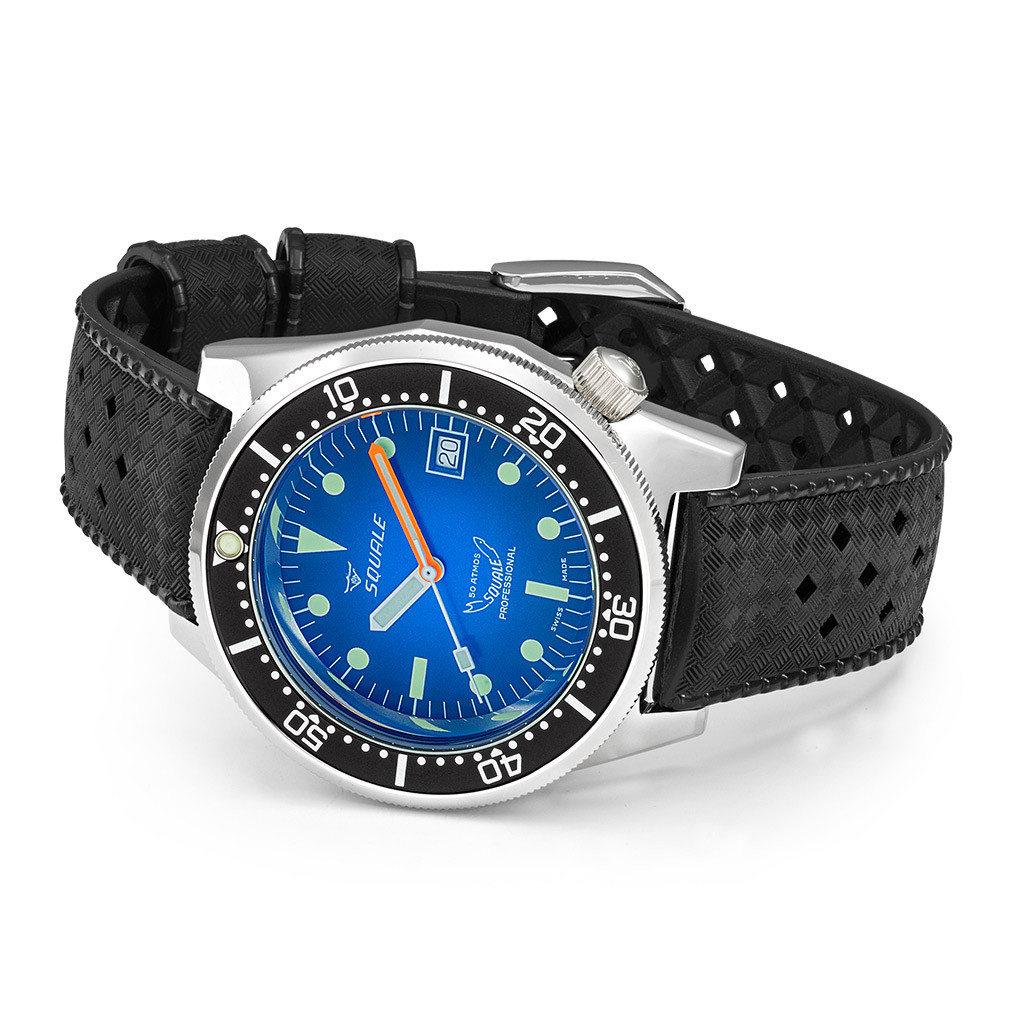 Squale 1521　500Mダイバーウォッチ　8振動ETAムーブメント　美品 Squale 500 Meter Profondo Blue Ray Dive Watch with Ombre Dial