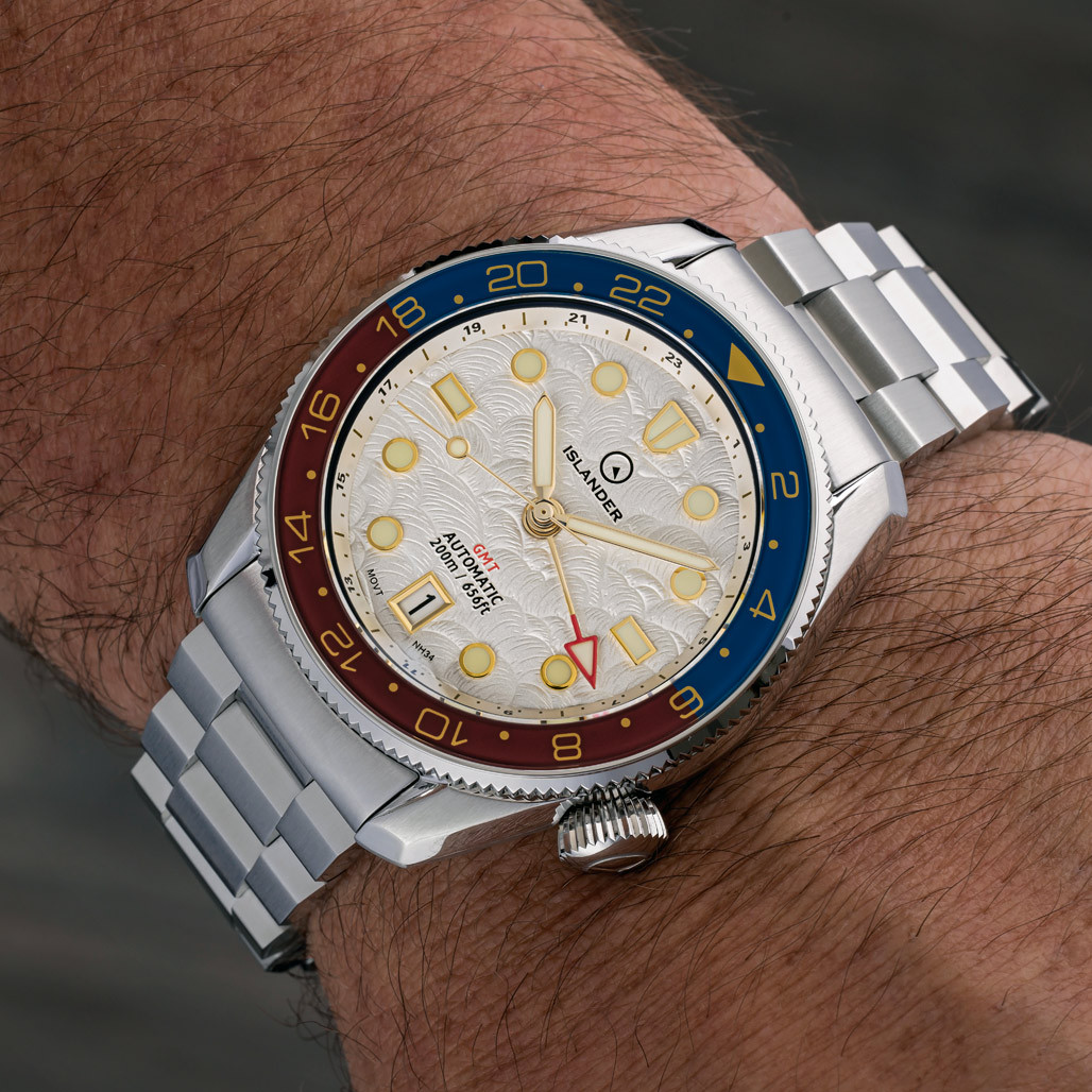 Islander JFK Automatic GMT Watch with White Cloud Dial and Pepsi