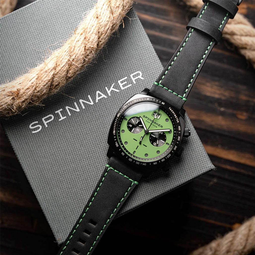 Spinnaker Hull Chronograph in Black Case and Putting Green Dial