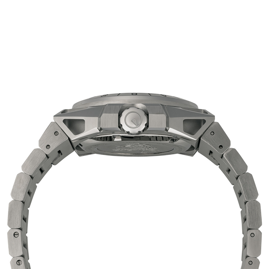 Islander x The Urban Gentry 