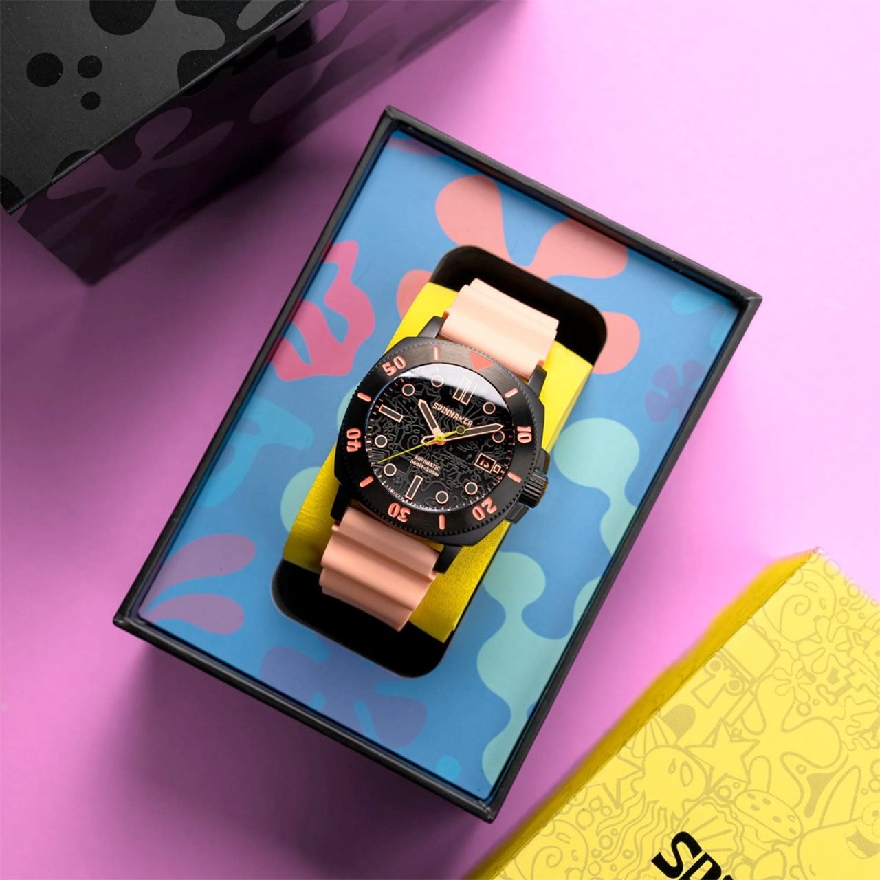 スピニカー　HULL SpongeBob Limited Edition Spinnaker x 'SpongeBob' 3rd Watch Collaboration | Hypebeast